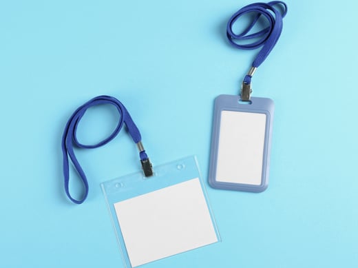 lanyard close crop ligt